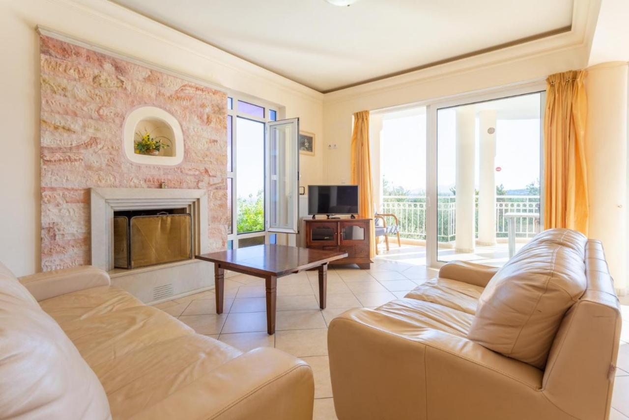 Villa Asimenia Agia Triada Exteriör bild